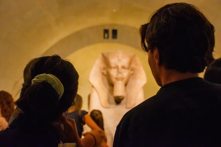 Private Louvre Evening Tour – Experience highlights & fewer crowds 3