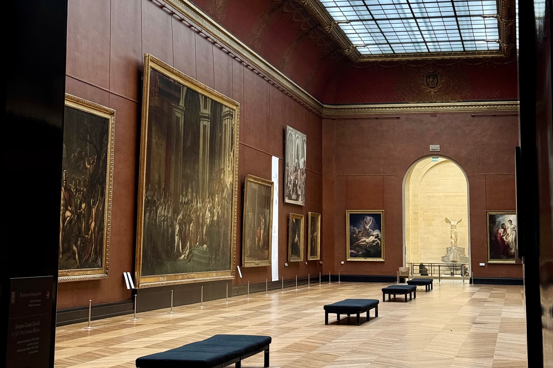 Private Louvre Tour with Hotel Pickup in Paris – Comfort & Expert Guide 6