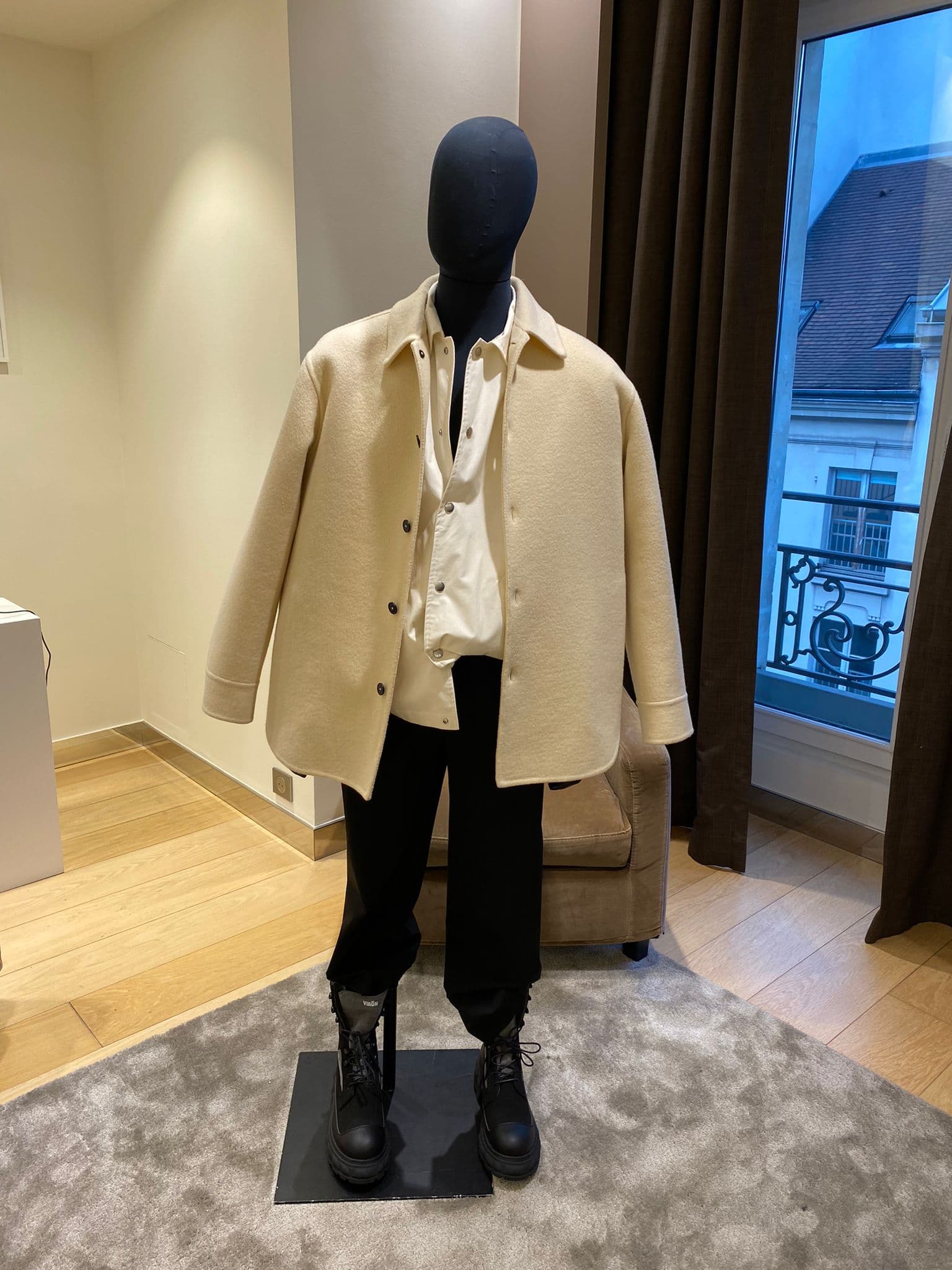Private Styling Suite Paris: Private Personal Shopping Experience 10