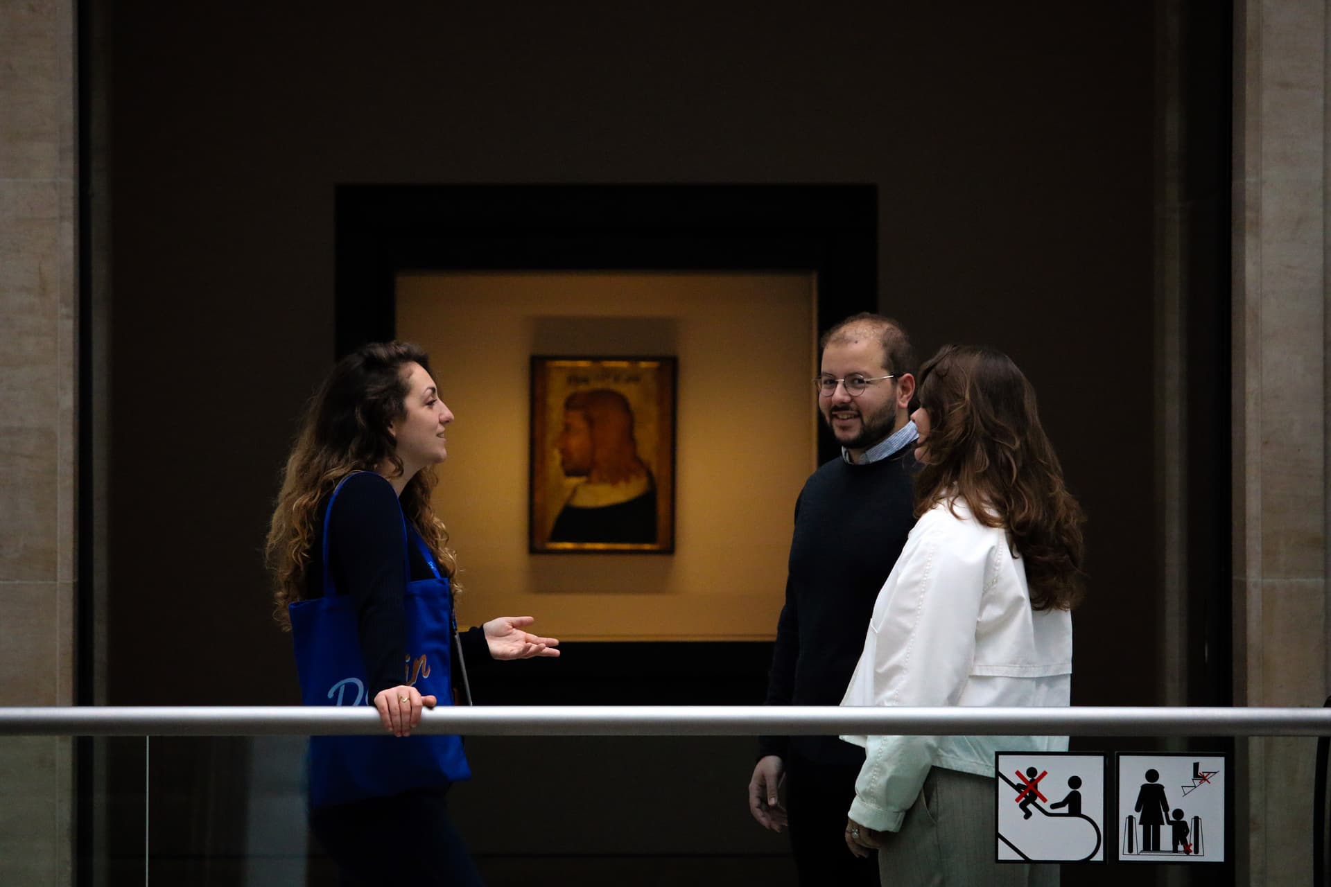 Private Louvre Evening Tour – Experience highlights & fewer crowds 1