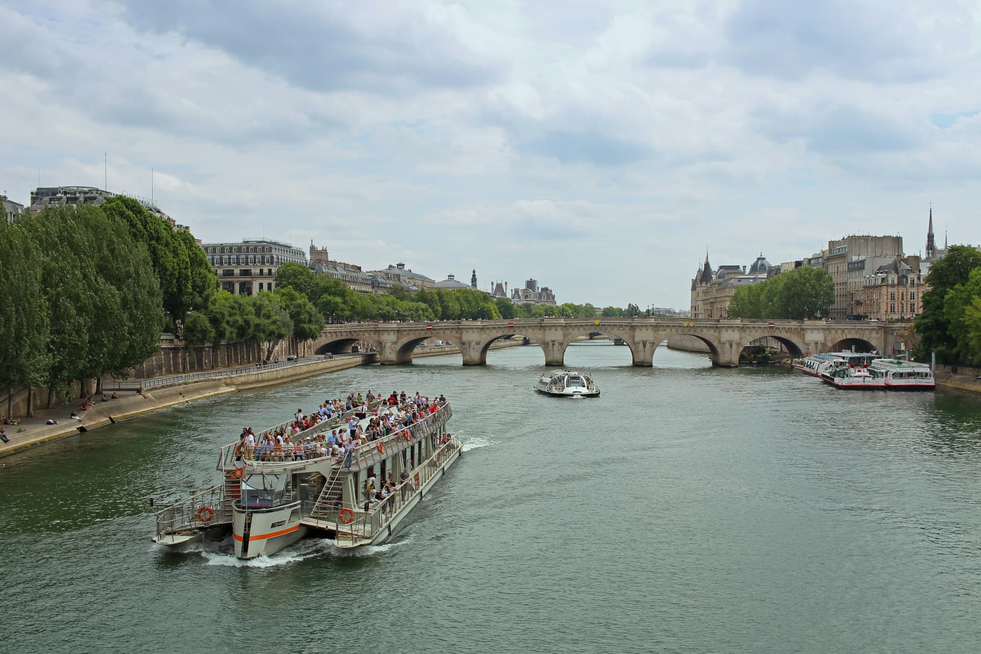 Paris: Eiffel Tower Summit Tour & Seine River Cruise | Small Group 2