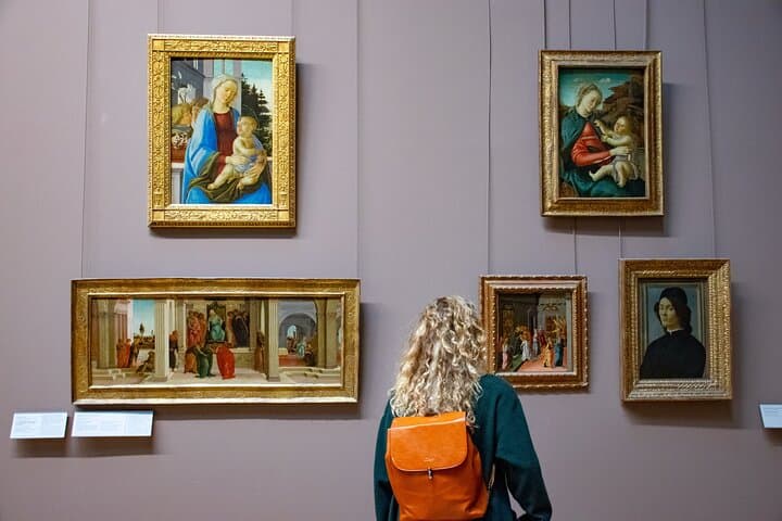 Private Louvre Evening Tour – Experience highlights & fewer crowds 6