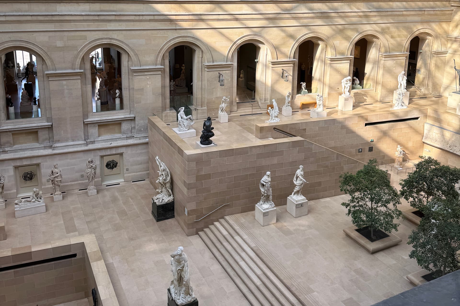 Private Louvre Tour with Hotel Pickup in Paris – Comfort & Expert Guide 14