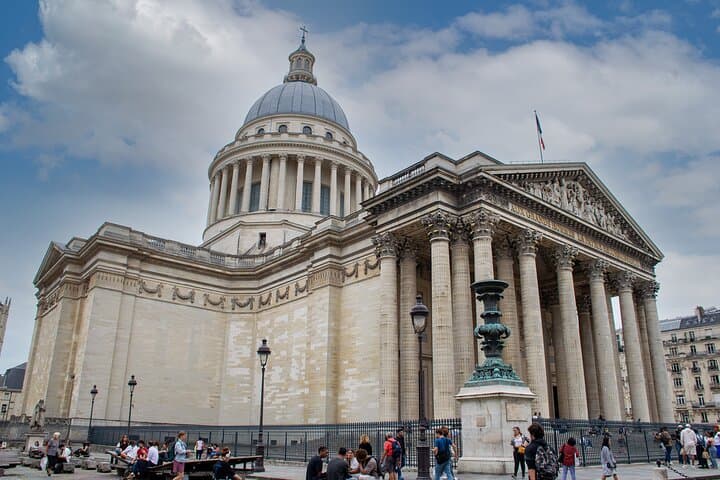 Paris Private Custom Tour: Half-Day Experience with a Local Guide 5