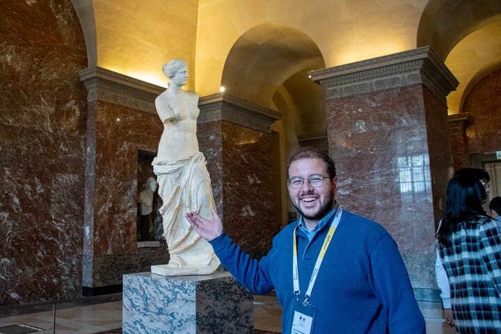 Louvre Small-Group Tour (Max 6 Guests) - Mona-Lisa & Highlights 4