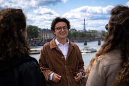Paris: Ile De La Cité Walking Tour: Discover Paris' Birthplace