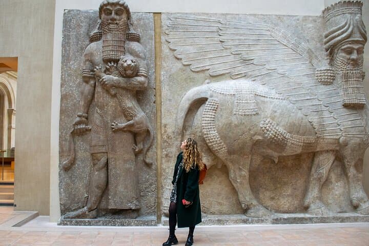 Private Louvre Tour – The Essentials and More with Expert Guide 7