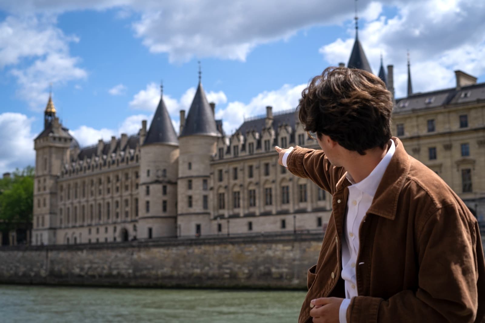 Paris: Ile De La Cité Walking Tour: Discover Paris' Birthplace 5
