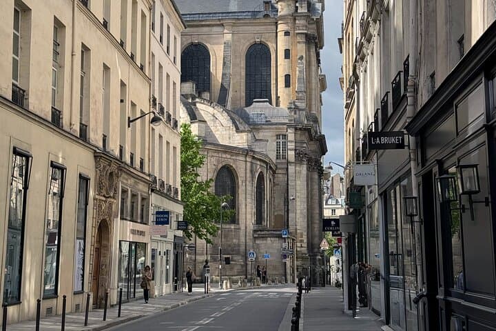 Saint Germain Walking Tour with a Local Parisian 12