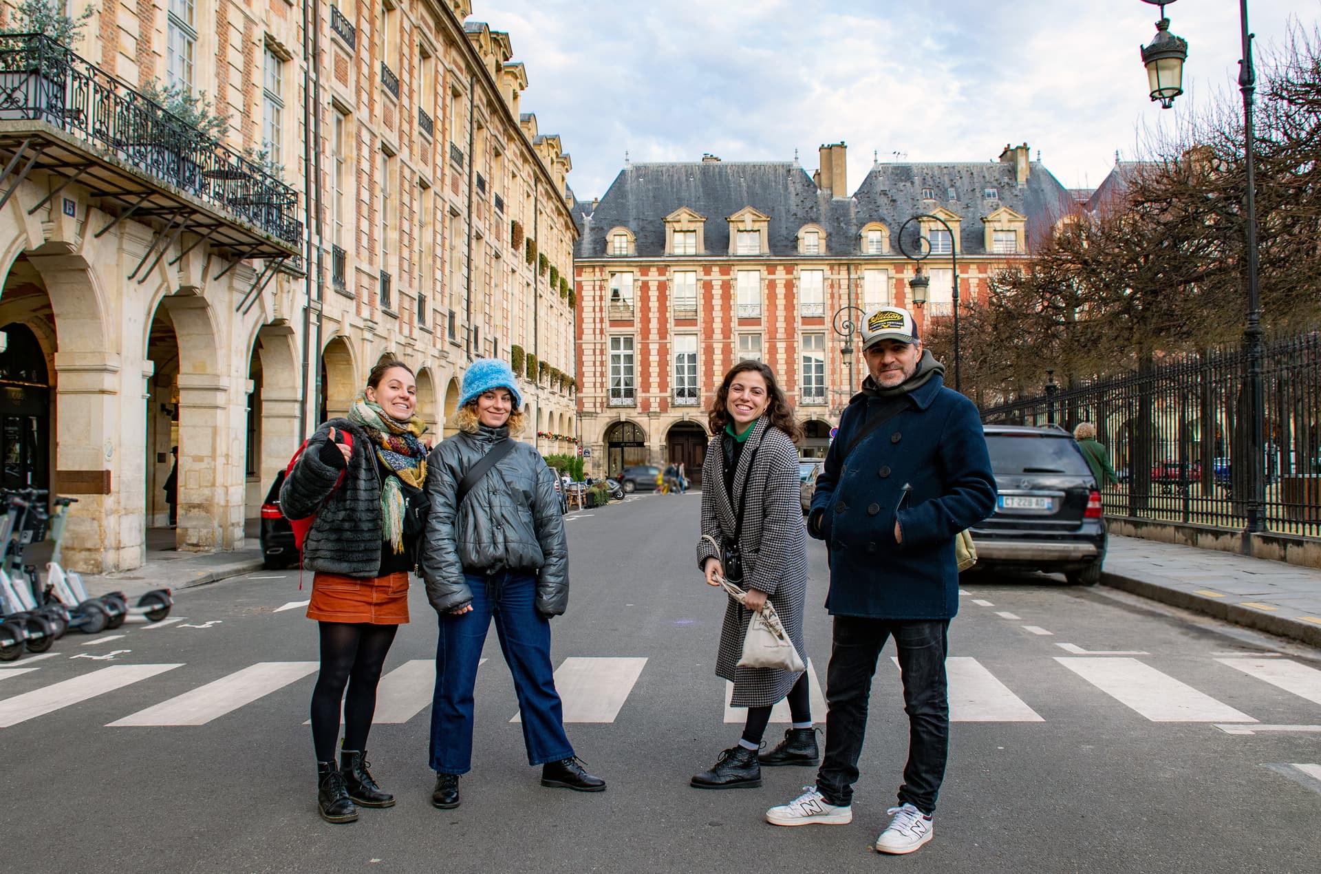 Paris Le Marais Walking Tour: An Incredible History - Small Group 10