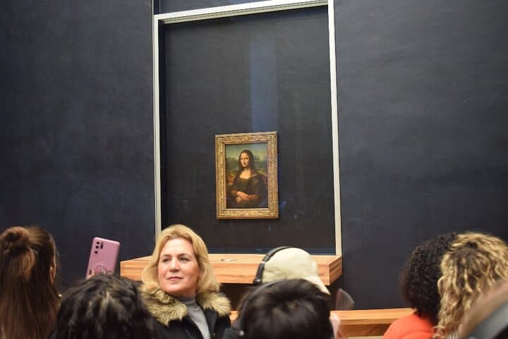 Paris : Louvre Museum Guided Tour with Pre-Booked Tickets 3