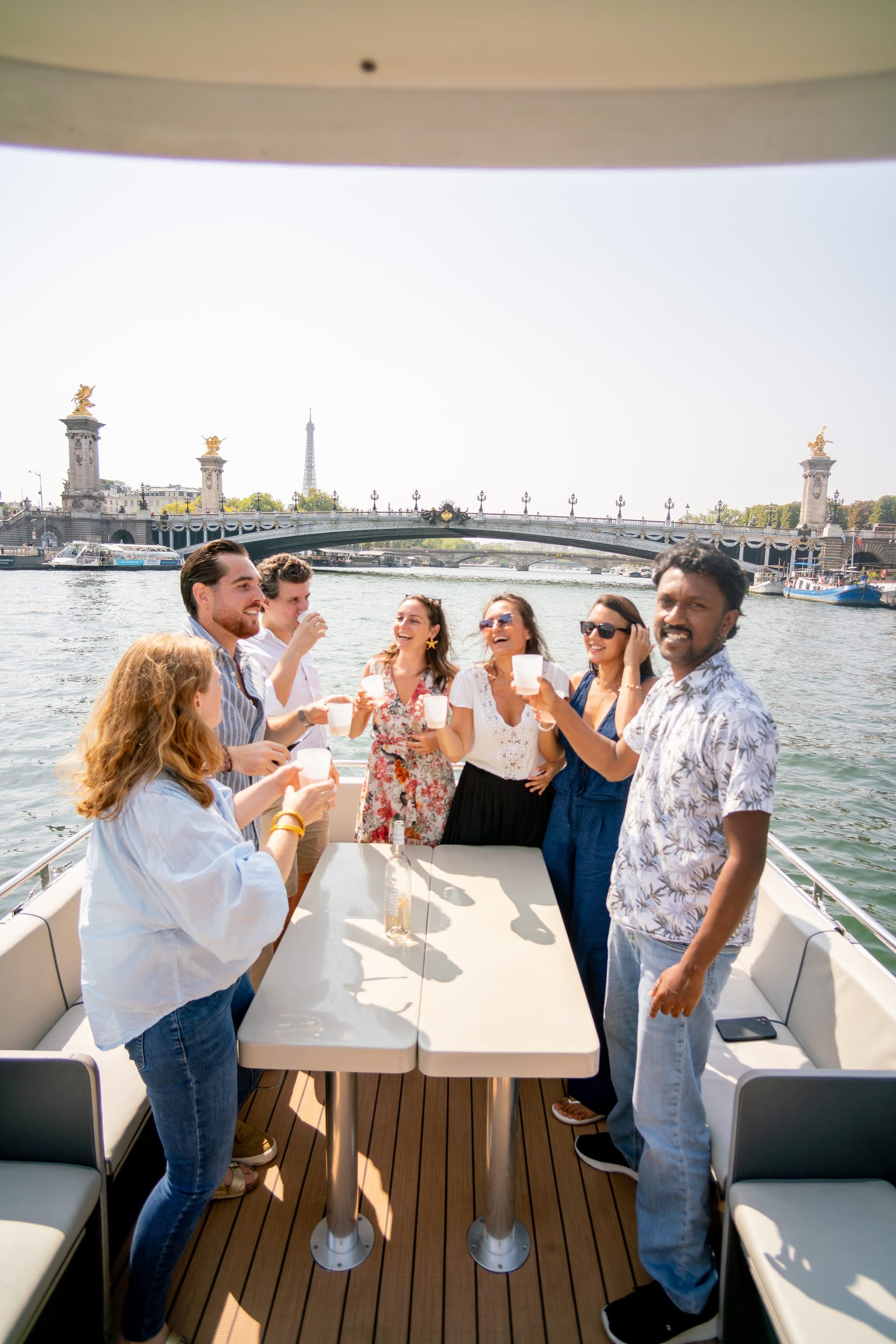 2-12 pax Private Boat Tour in Paris with Rosé and Macarons 8