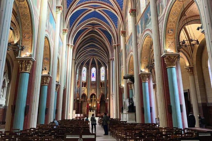 Saint Germain Walking Tour with a Local Parisian 8