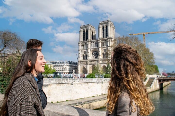 Notre Dame Paris Cathedral Guided Tour (Exterior Only) 3