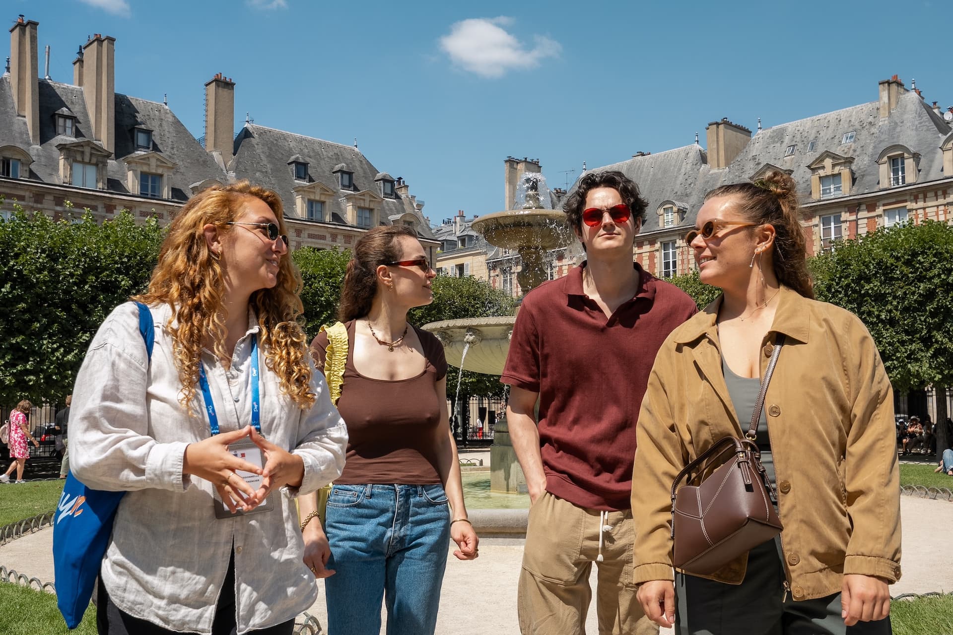 Paris Le Marais Walking Tour: An Incredible History - Small Group 9