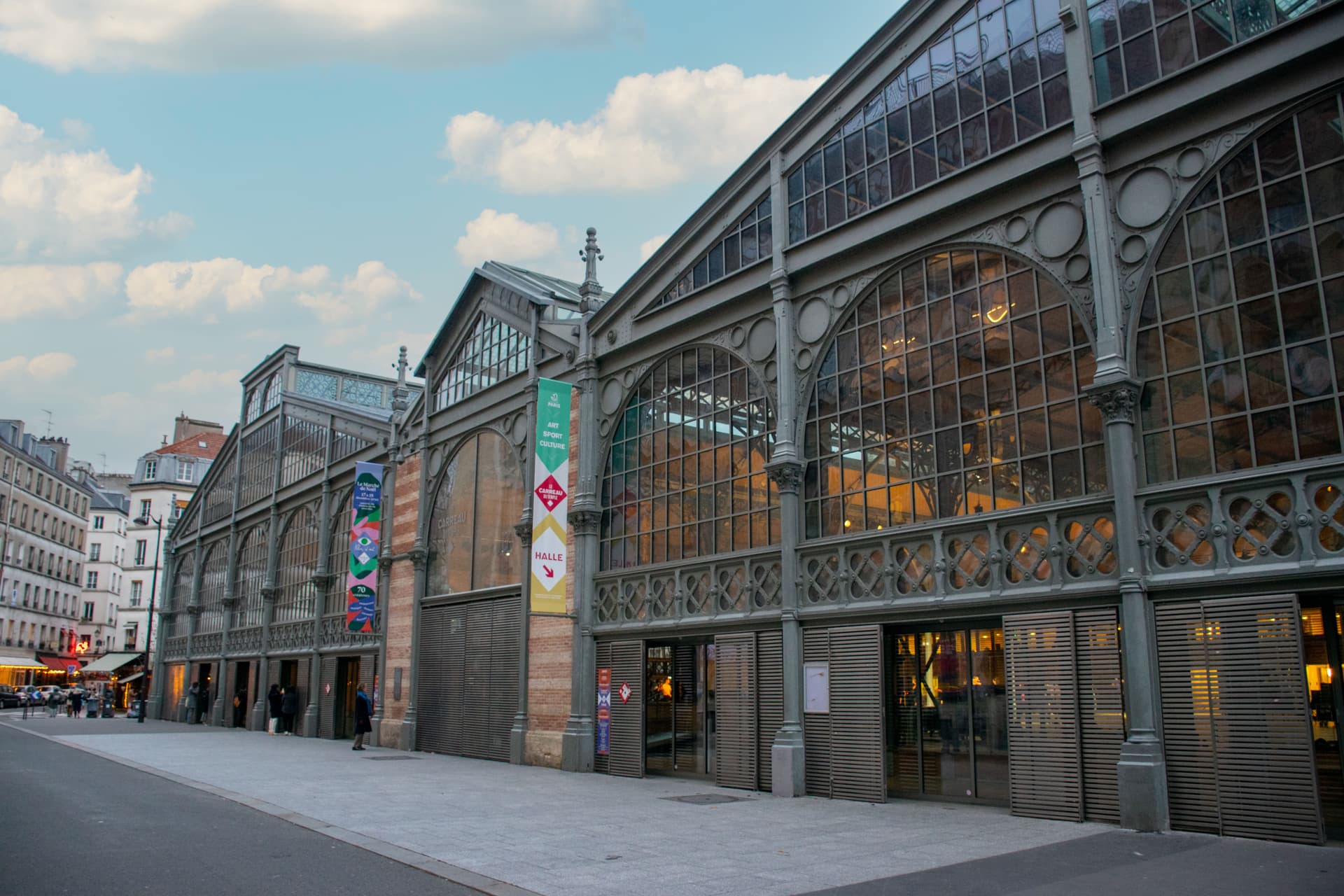 Paris Le Marais Walking Tour: An Incredible History - Small Group 20