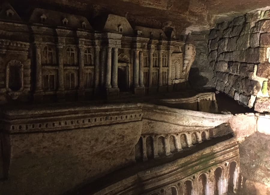 Catacombs of Paris Semi-Private VIP Guided Tour 4