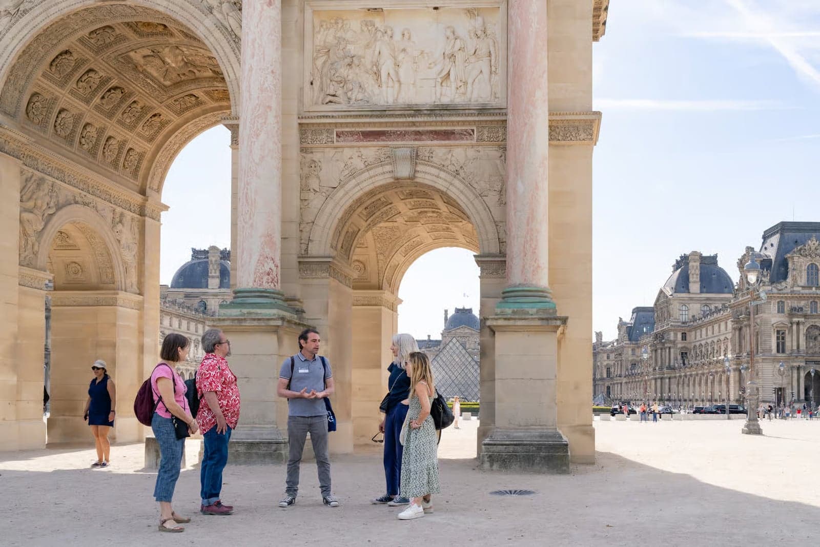 Louvre Museum Must Sees Shared Guided Tour 5