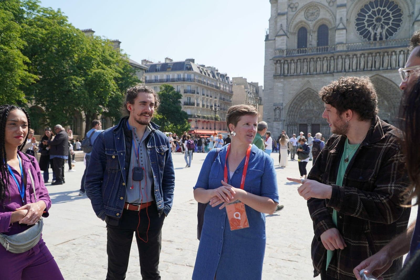 Notre Dame Cathedral Small Group Guided Tour with Scheduled Access 5