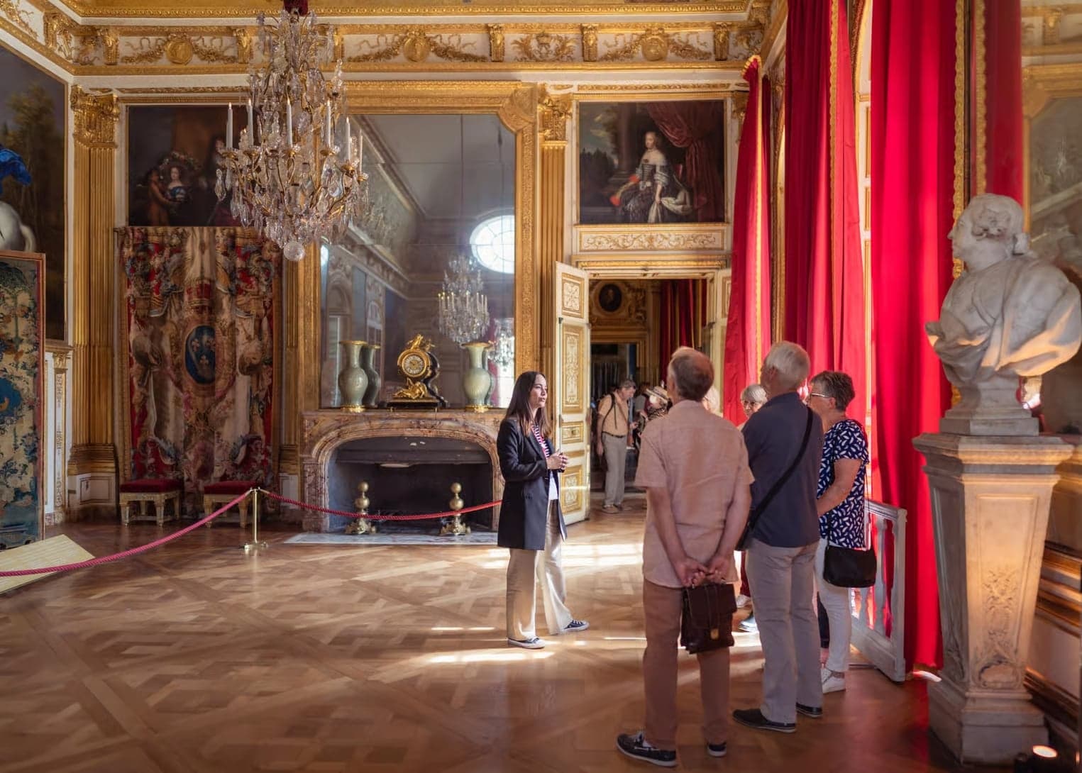 Versailles Palace & Gardens Half day guided tour 8