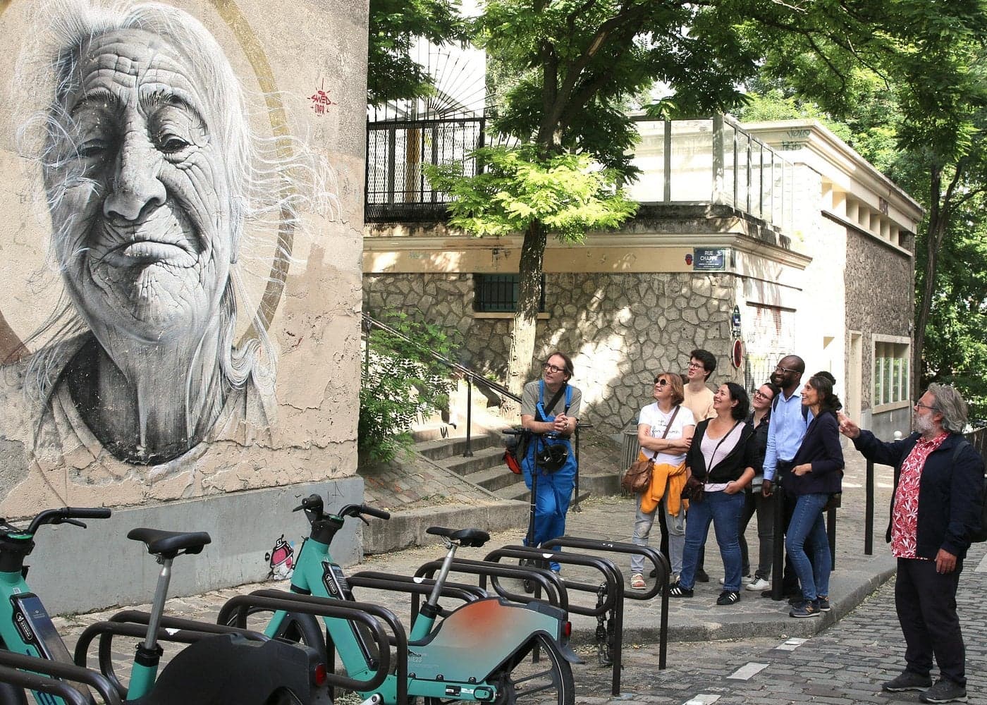 Discover Parisian Street Art in Montmartre with a Local Street Artist Guide 2